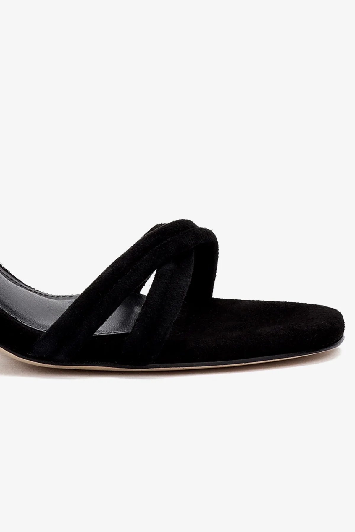 Sandália Annie Camurça Preto - Image 4