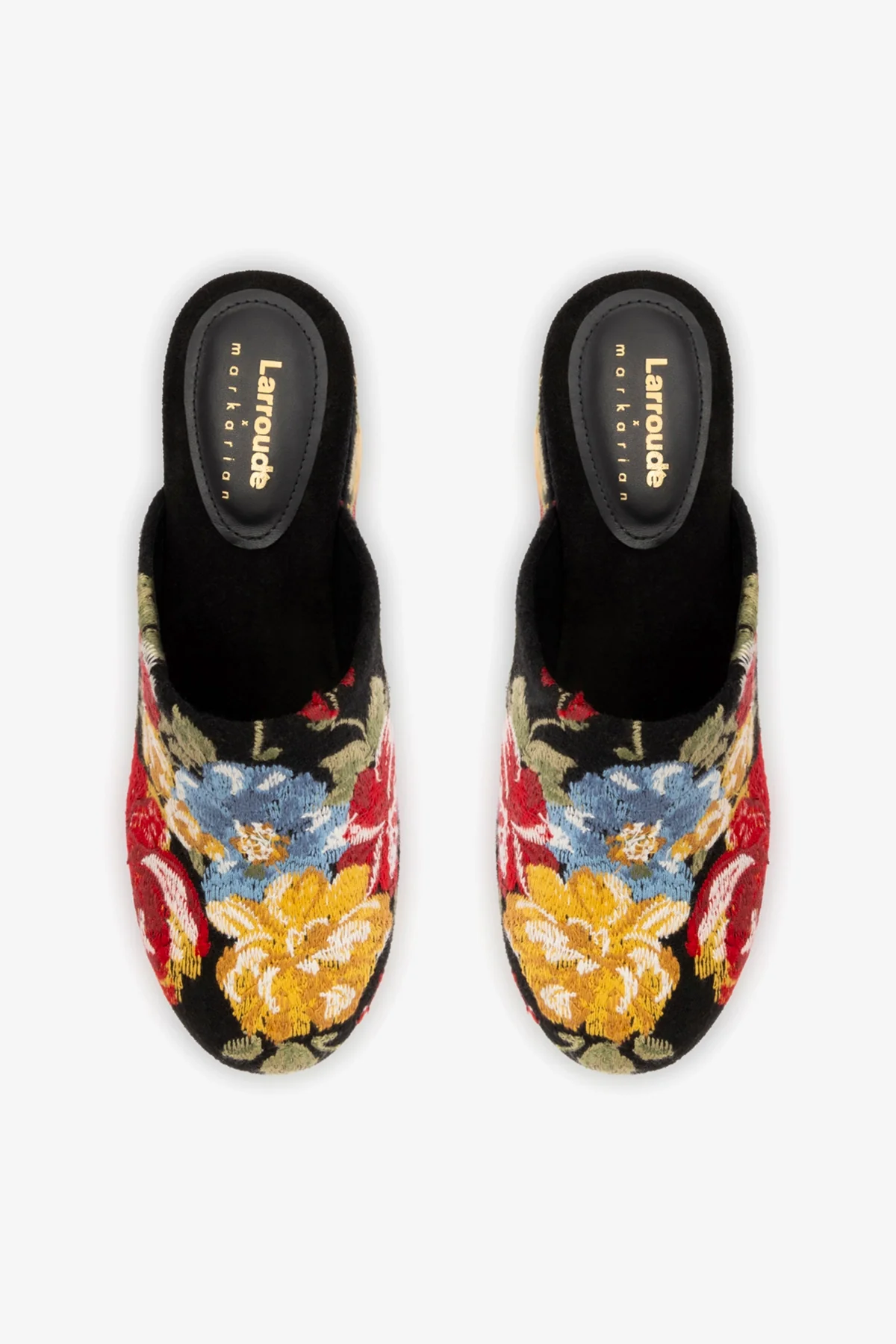 Larroudé x Markarian: Mule Clog Plataforma Miso Lã Preto e Bordado Floral - Image 7
